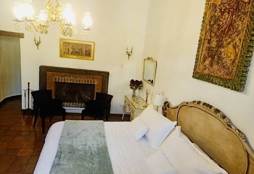 هتل Parador De Antigua