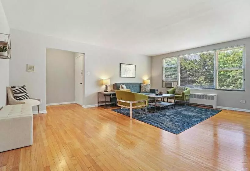 Modern & Comfy 2br Apt Near Restaurants Bell 2c