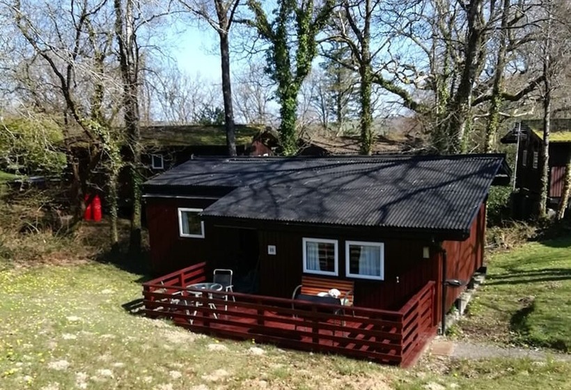 Nuthatch Lodge Is Set In 24 Acres Of Woodparkland Near The Village Of Cenarth