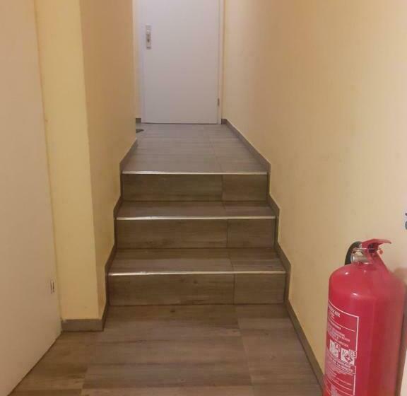 פנסיון Casa Mia Russotto Zimmervermietung