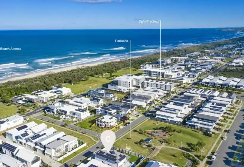 Putt Putt   Pool Slide   100m To Beach   Ultimate Family Entertainer