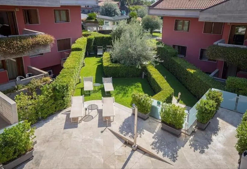 Catania Hills Residence