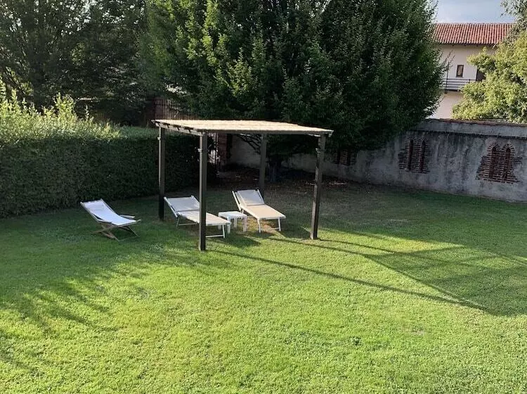 فندق Castello La Rocchetta