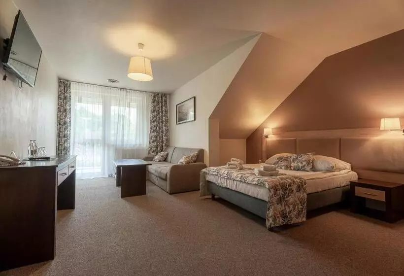 Отель Cztery Pory Roku