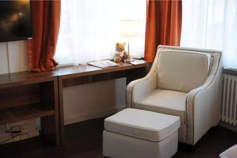 Hotel Falken Am Rotsee