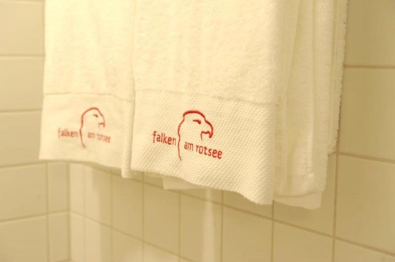 Hotel Falken Am Rotsee