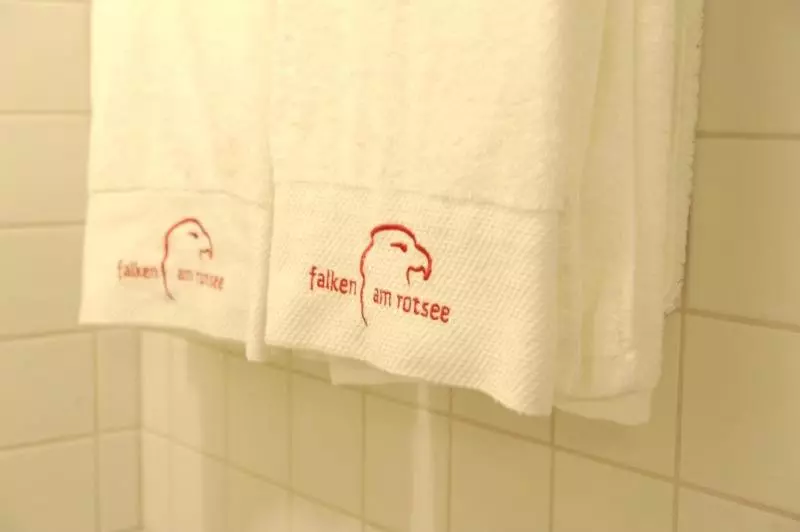 Hotel Falken Am Rotsee