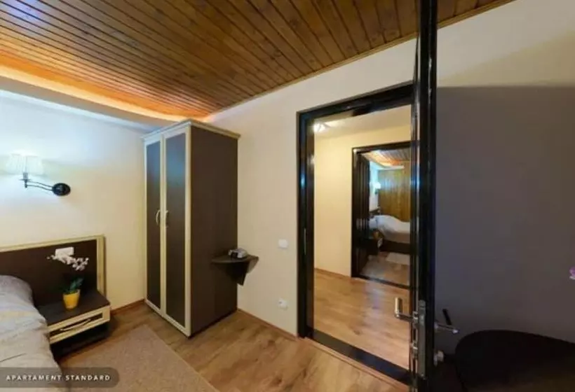 Hotel Hillden Lodge & Restaurant