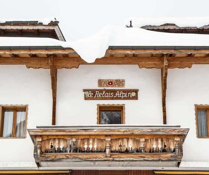 בית מלון כפרי Hôtel Le Relais Alpin