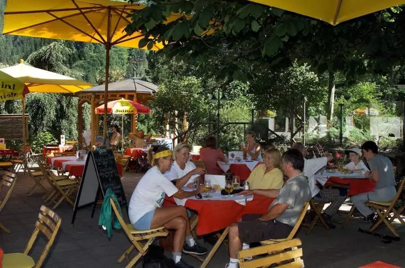 ホテル Krimmlerfälle