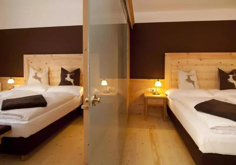 ホテル Krimmlerfälle