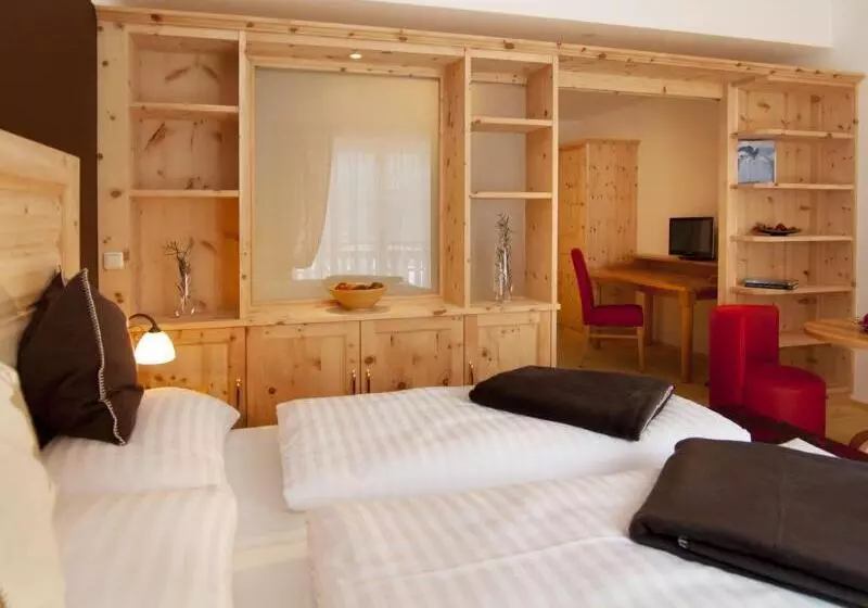 ホテル Krimmlerfälle