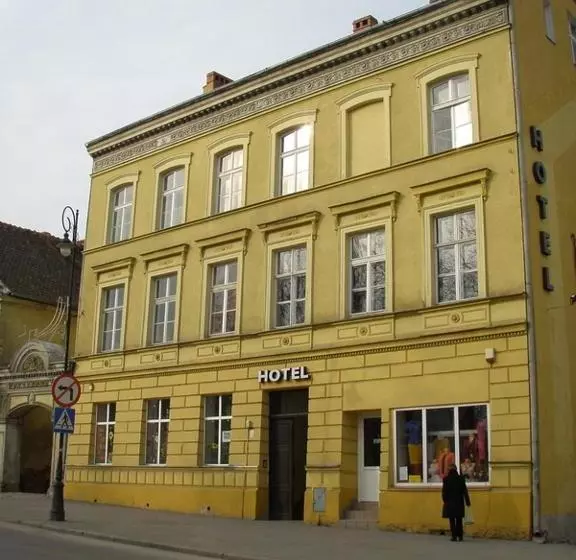 Shotels Przy Restauracji Stodoła