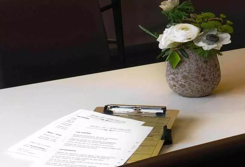 Hotelli Relais De L Aérodrome