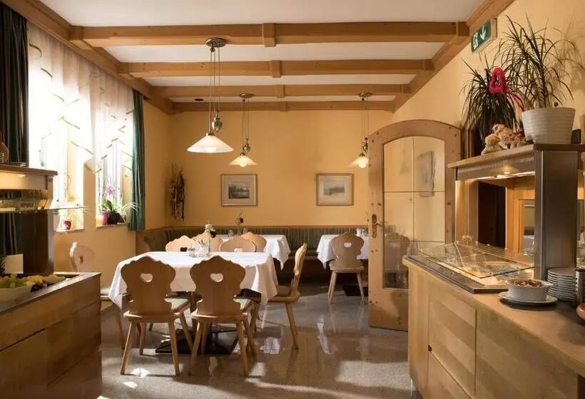 ホテル Restaurant Schachenwald