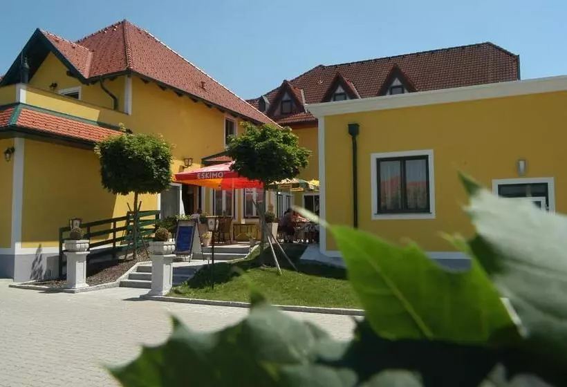 ホテル Restaurant Schachenwald