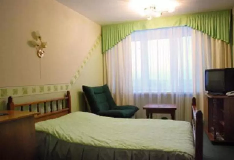 هتل Russia