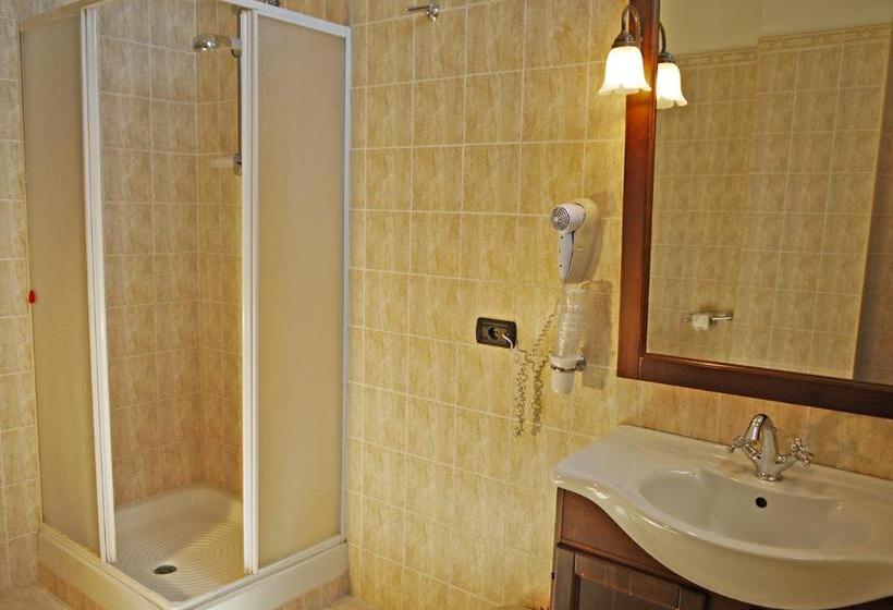 فندق Tenuta Del Massimo Feudo