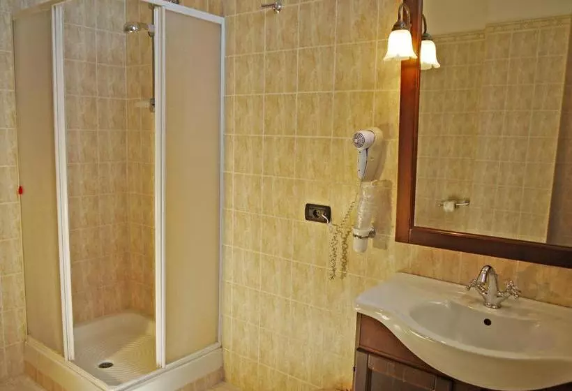 בית מלון כפרי Tenuta Del Massimo Feudo