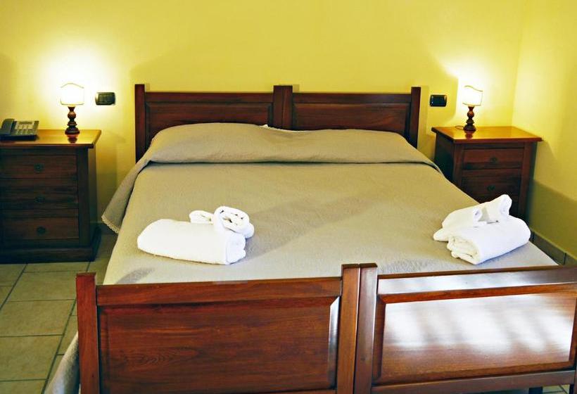 فندق Tenuta Del Massimo Feudo