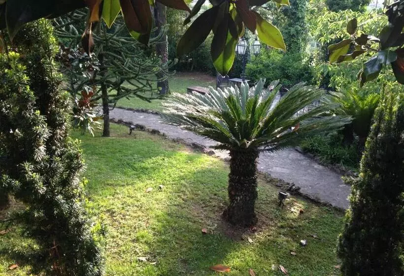 בית מלון כפרי Tenuta Del Massimo Feudo