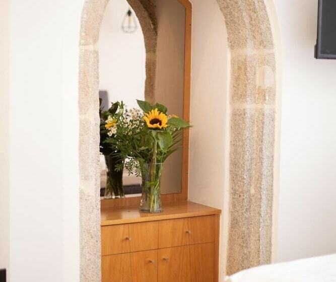 فندق Zum Goldenen Hirschen