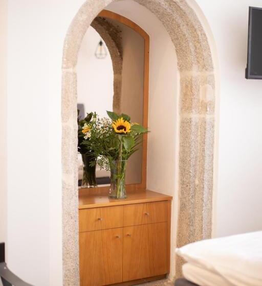 فندق Zum Goldenen Hirschen