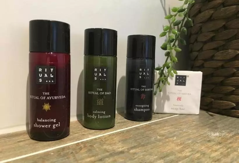 Nicolette Apartments