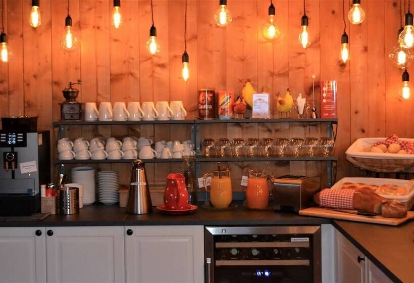 بنسيون Gasthaus Alpina