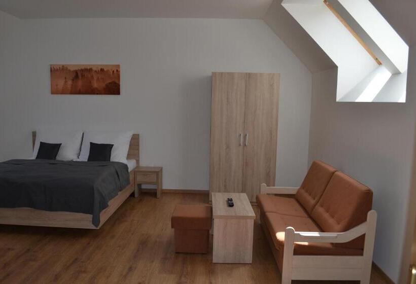 بنسيون Penzion Nad Oborou