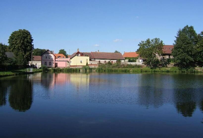 پانسیون Penzion V Roklich & Apartmens V Roklich