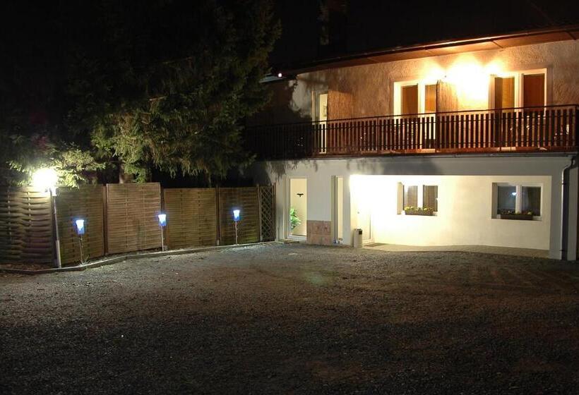 پانسیون Penzion V Roklich & Apartmens V Roklich