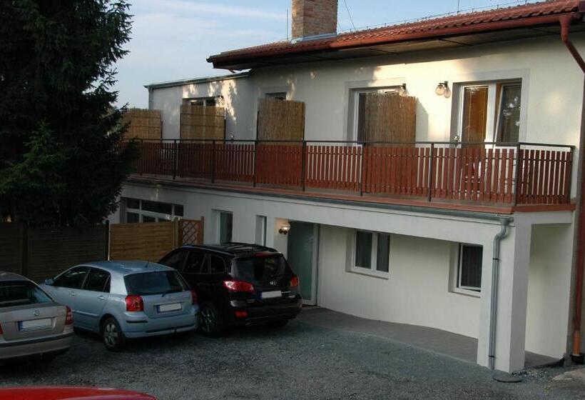 پانسیون Penzion V Roklich & Apartmens V Roklich