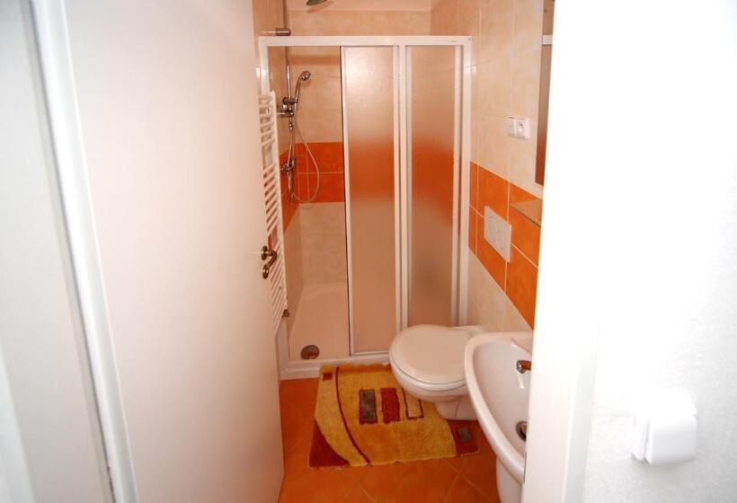 پانسیون Penzion V Roklich & Apartmens V Roklich