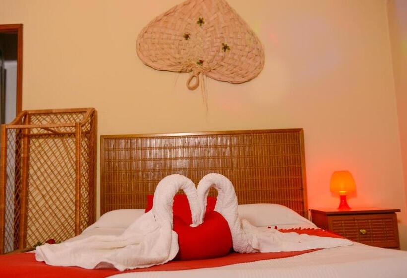 펜션 Seia Alojamentos Leitao