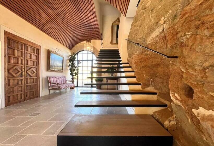 مبيت وإفطار Castillo De Corvinos