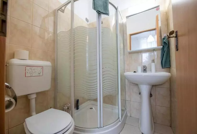 Dulcineea Downtown Garden Studio Comfy Quiet Selfcheck In Avlb