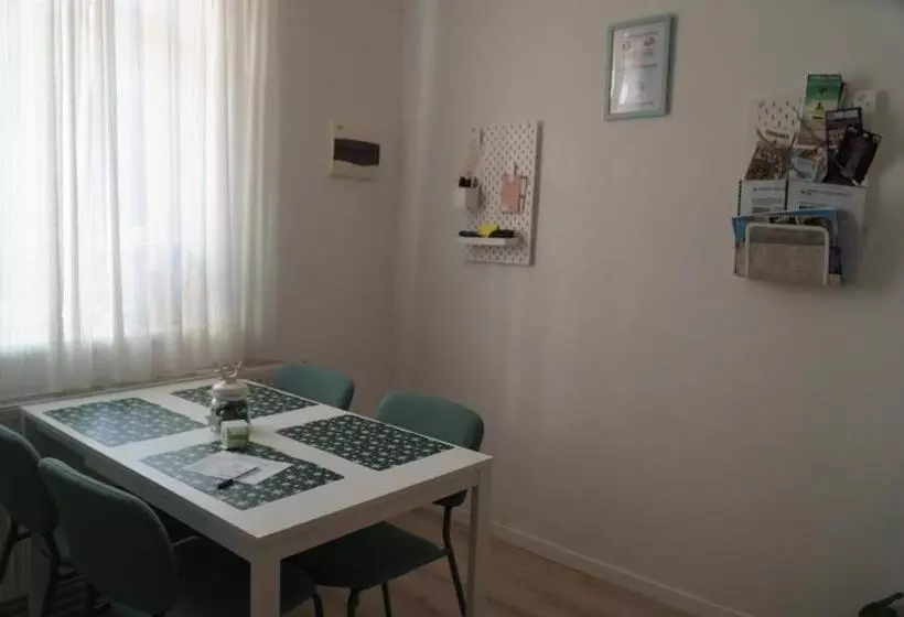 Dulcineea Downtown Garden Studio Comfy Quiet Selfcheck In Avlb