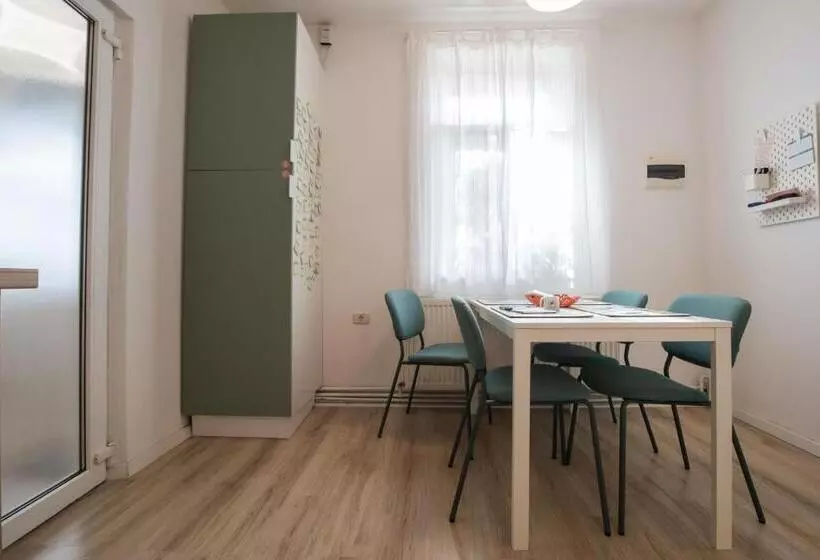 Dulcineea Downtown Garden Studio Comfy Quiet Selfcheck In Avlb