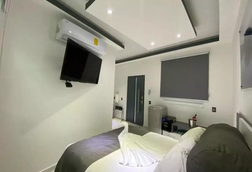 ホテル Boutique M&f