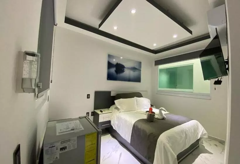 ホテル Boutique M&f