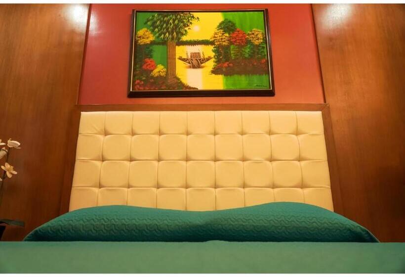 M28 Hotel And Apartments