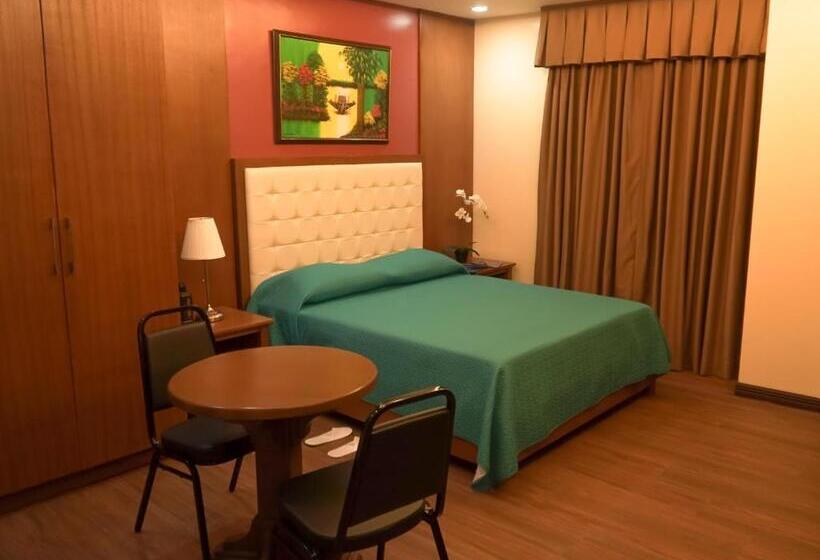 M28 Hotel And Apartments