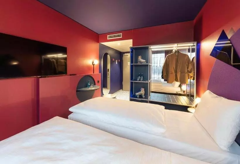 هتل Ibis Styles Muenchen Perlach