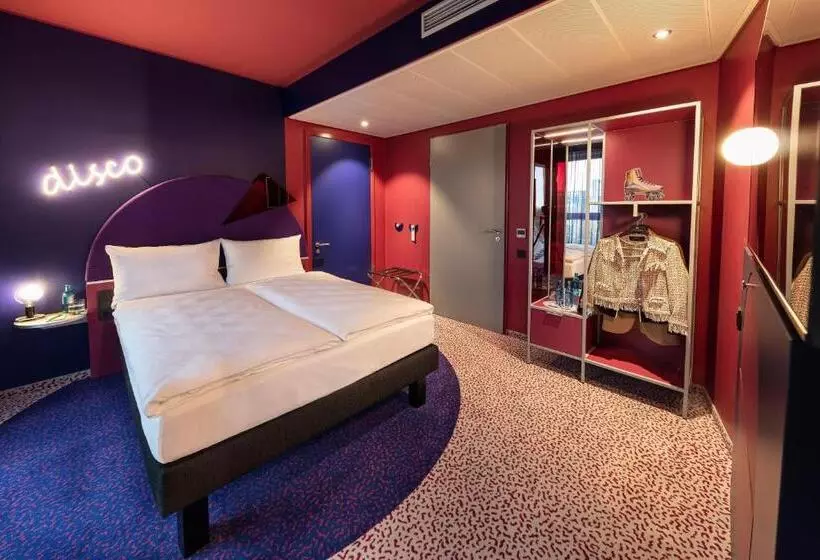 هتل Ibis Styles Muenchen Perlach