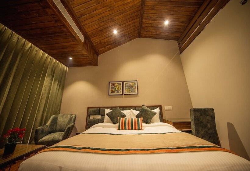 ホテル Justa Grand View Resort & Spa, Manali