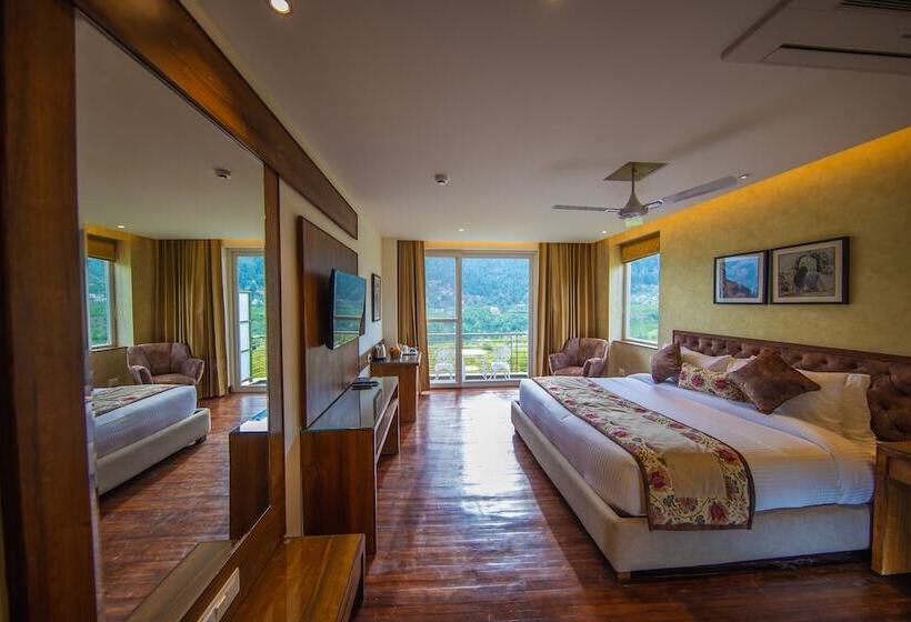 ホテル Justa Grand View Resort & Spa, Manali