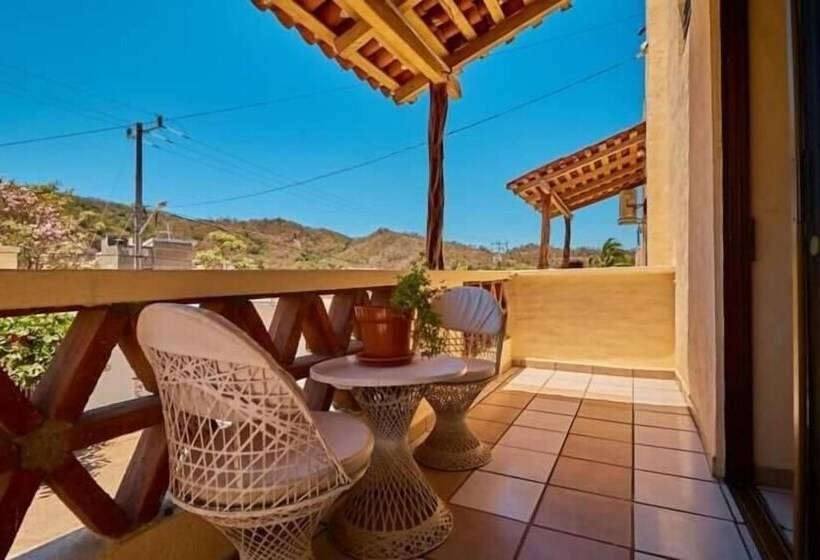 Отель Ricardos Bungalows