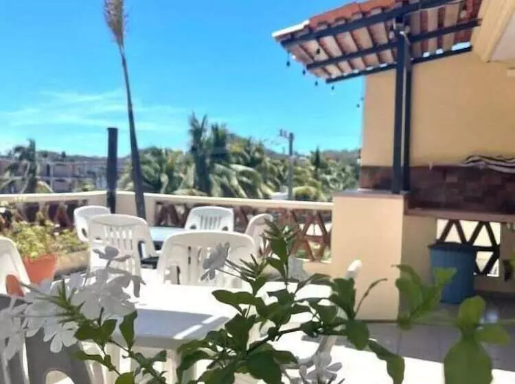 ホテル Ricardos Bungalows