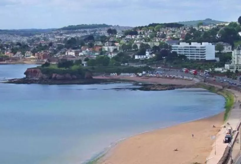 Lovely Stunning 2 Bed Cottage In Torquay